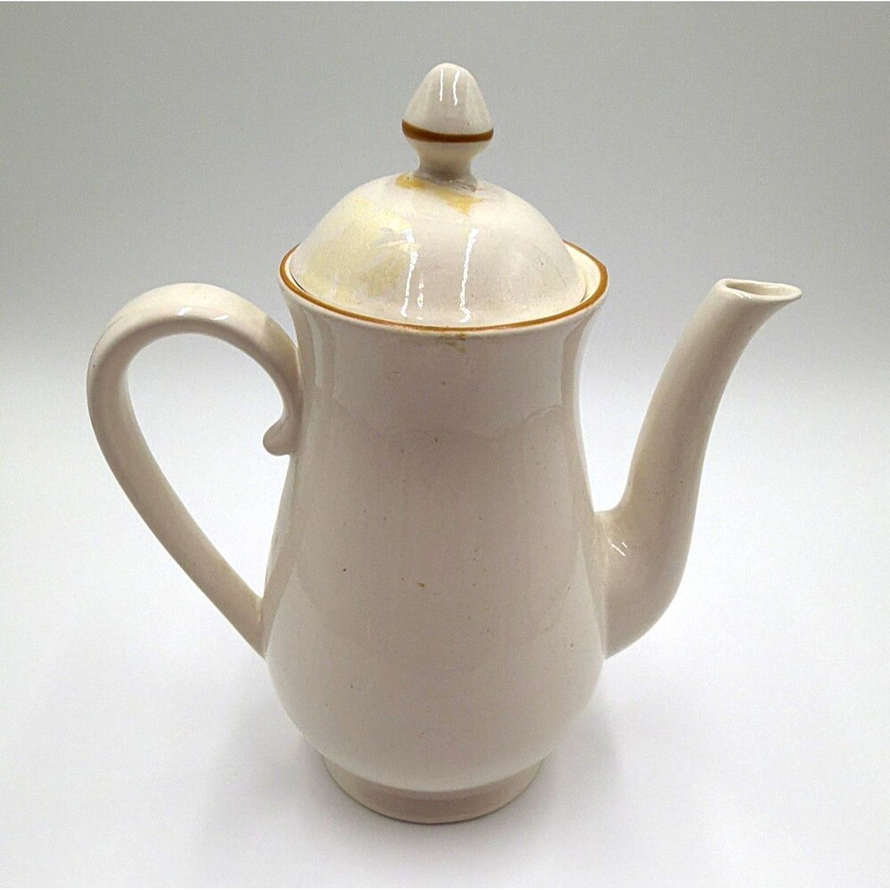 Strawberries 'n Cream Stoneware Collection Glossy White Coffee Pot 1.25 Qt Lid